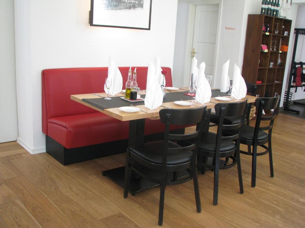 Wildenburger Hof Hotel Friesenhagen Esterno foto